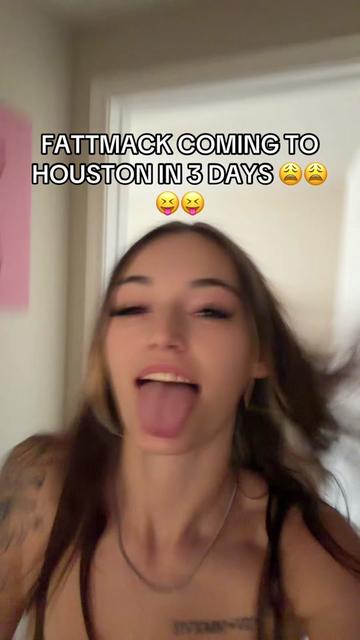 @favwhitegirlkay💰🖤
