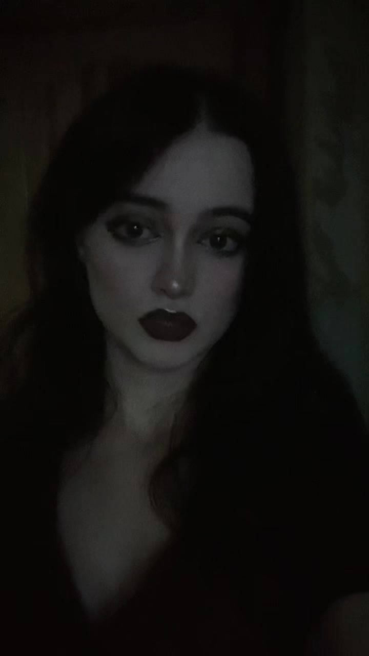 @𝔥𝔢&rsquo;𝔩𝔩𝔤𝔞𖤐