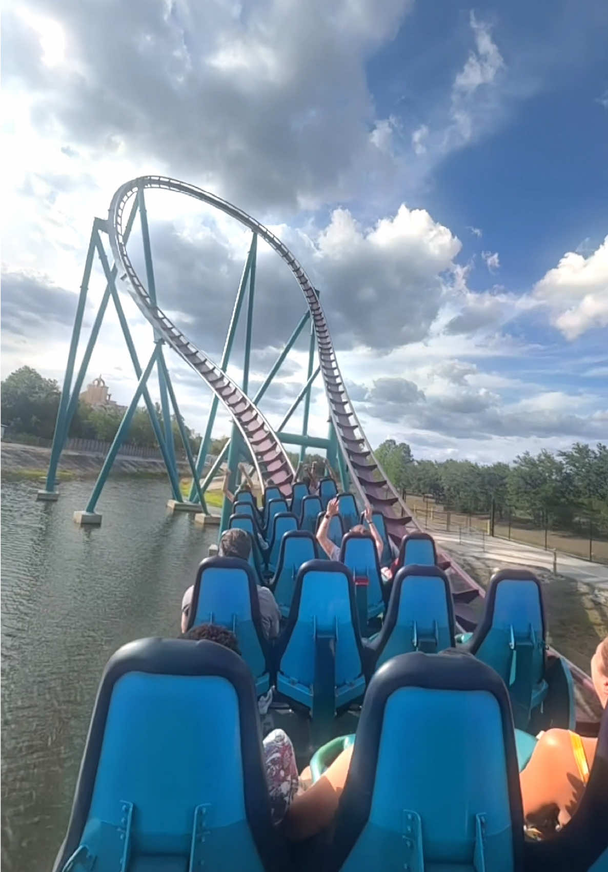 @TheCoaster_Cam