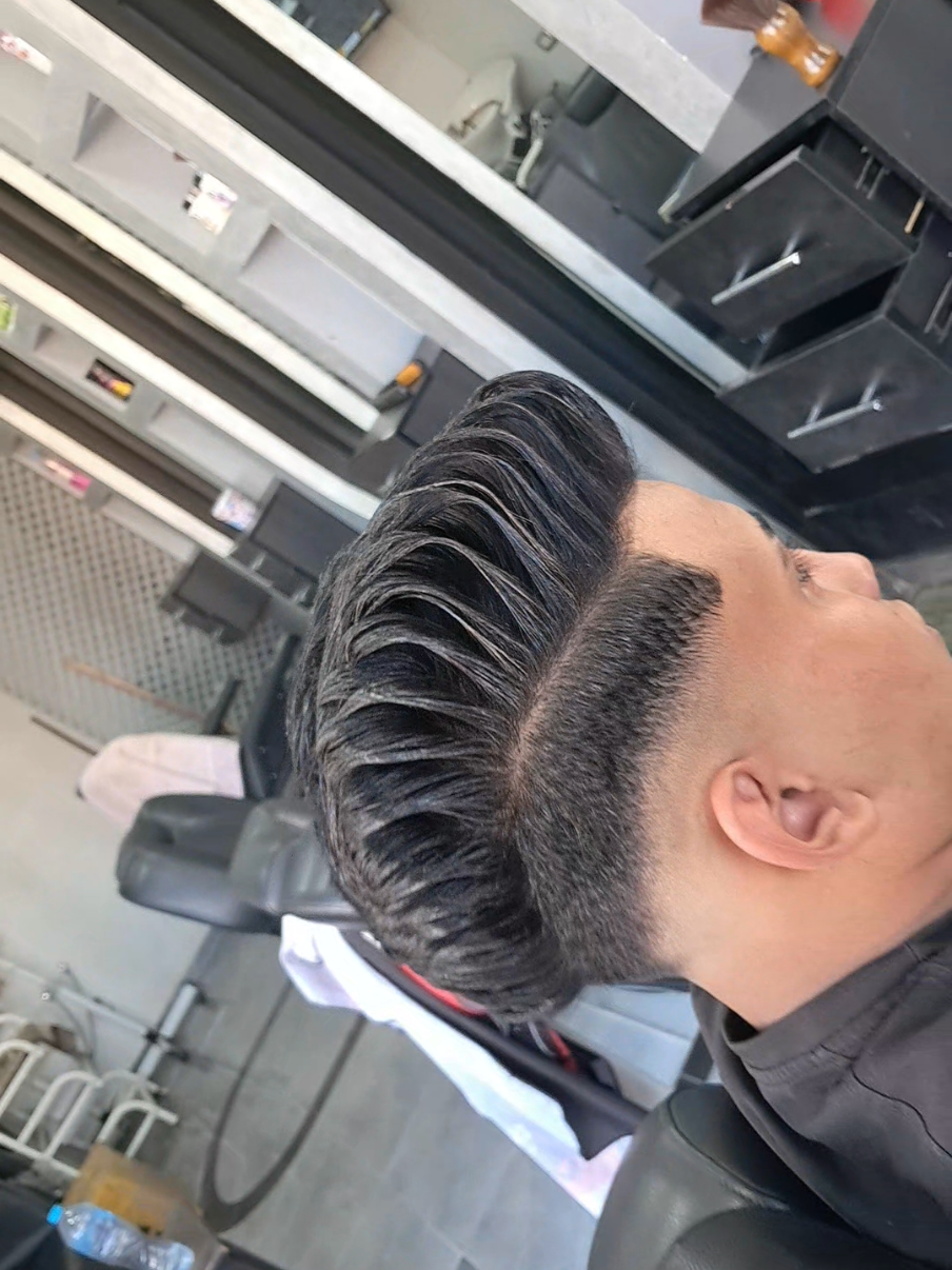 @مستر_حركات💇&zwj;♂️💪✂️