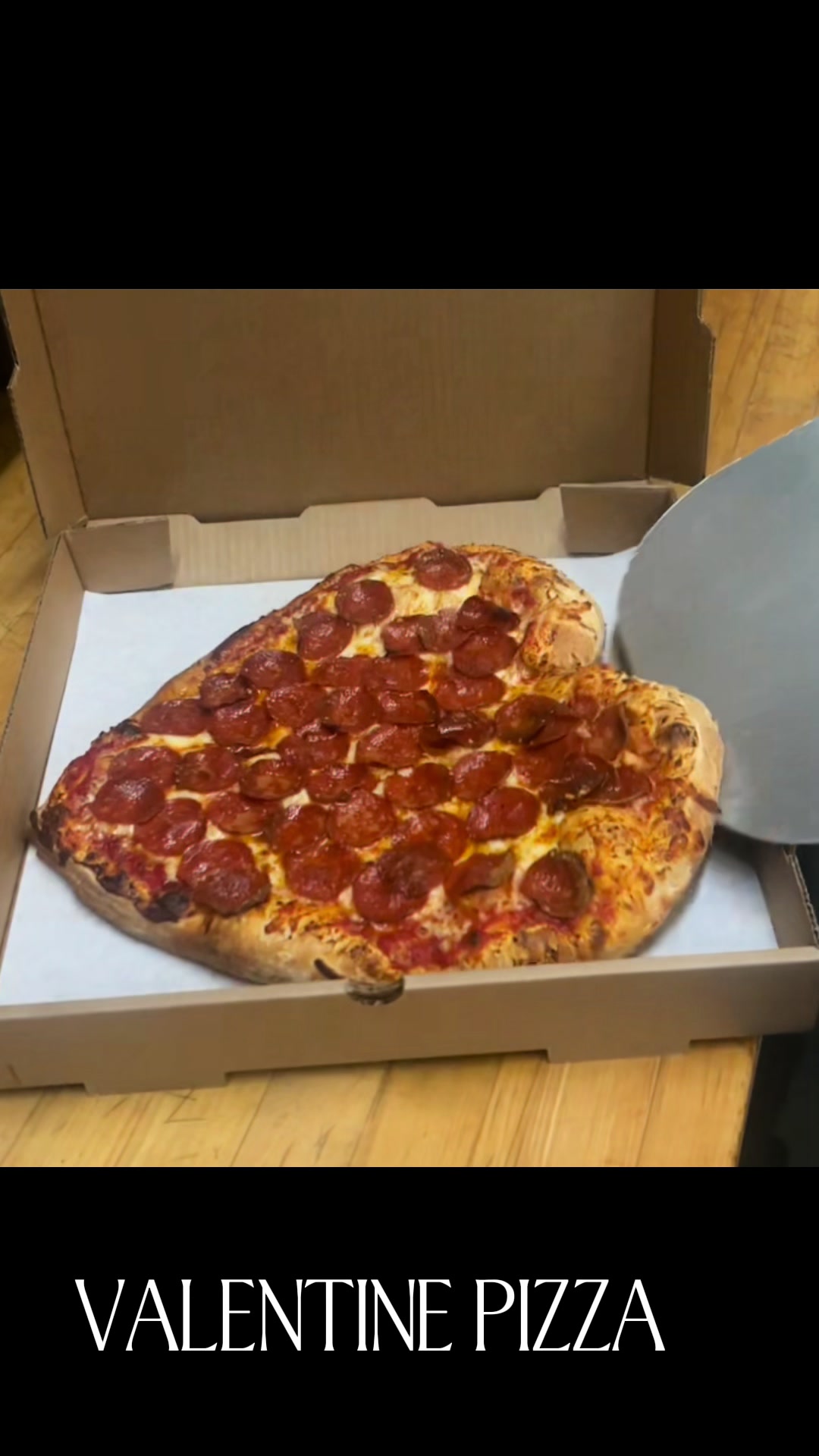@PikeysPizza