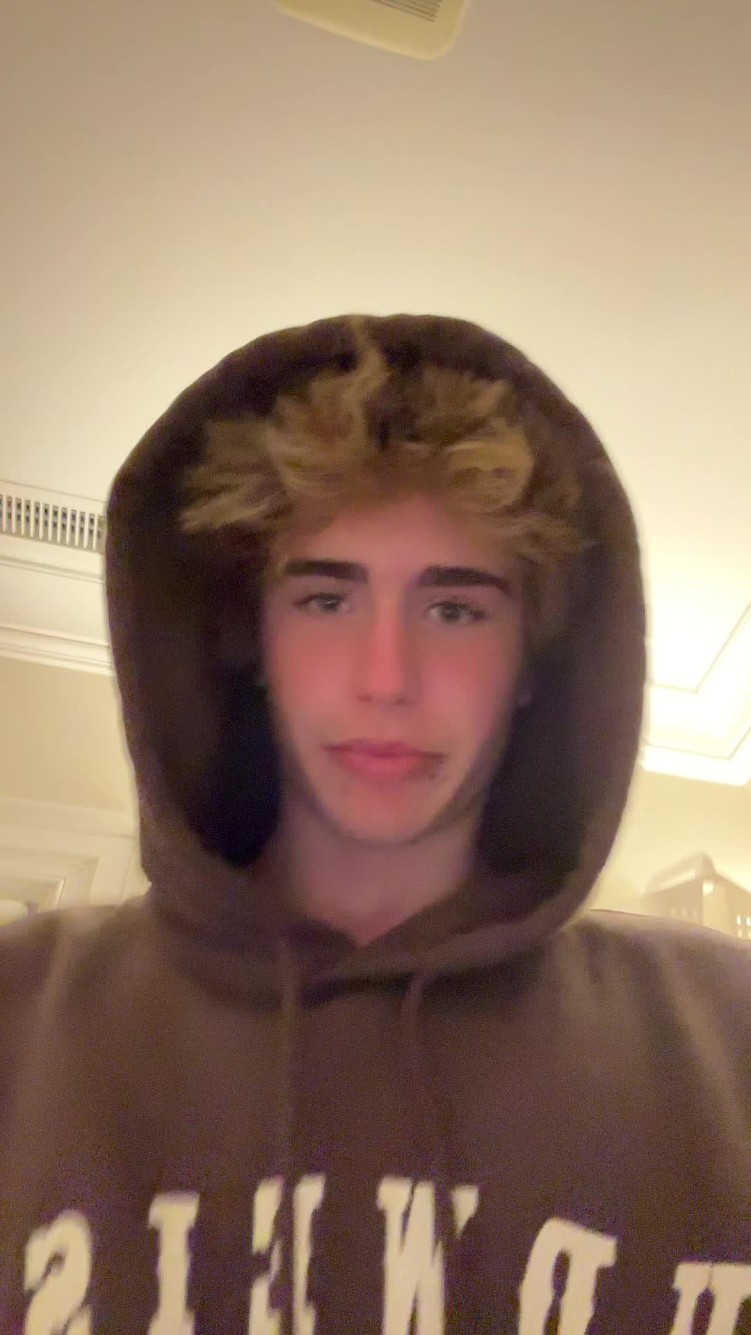 @dylan 🏄&zwj;♂️🏝️
