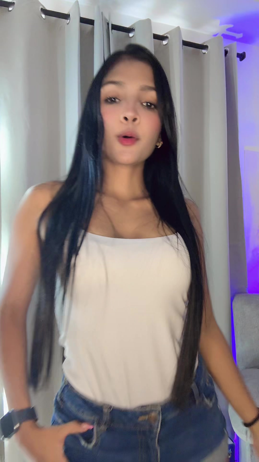 @sarita_v42