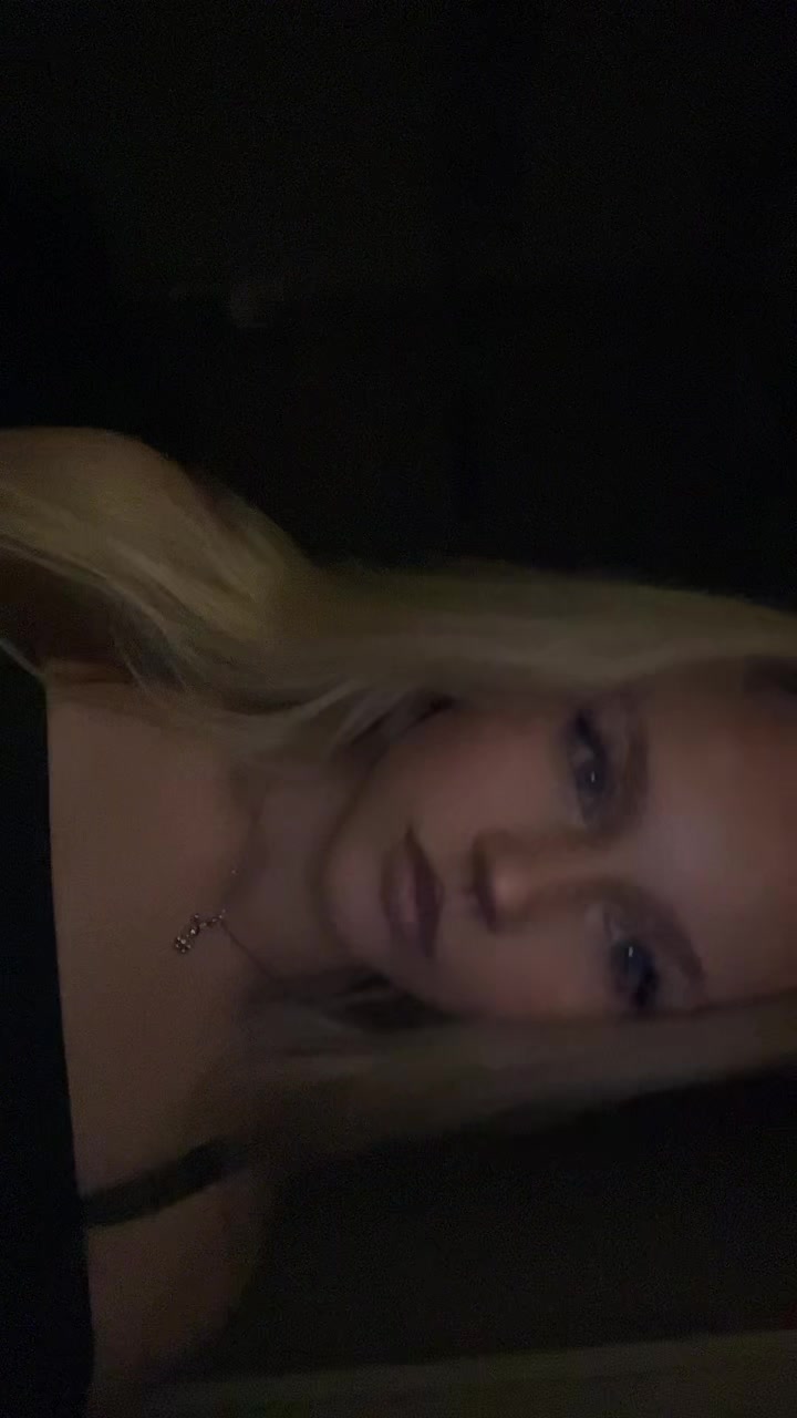@blondinkaaaa