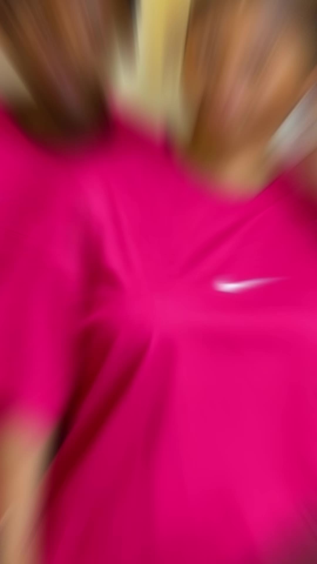 @V&acirc;nia