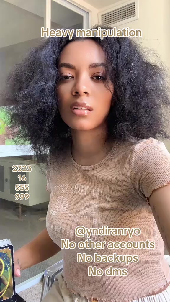 @Yndira