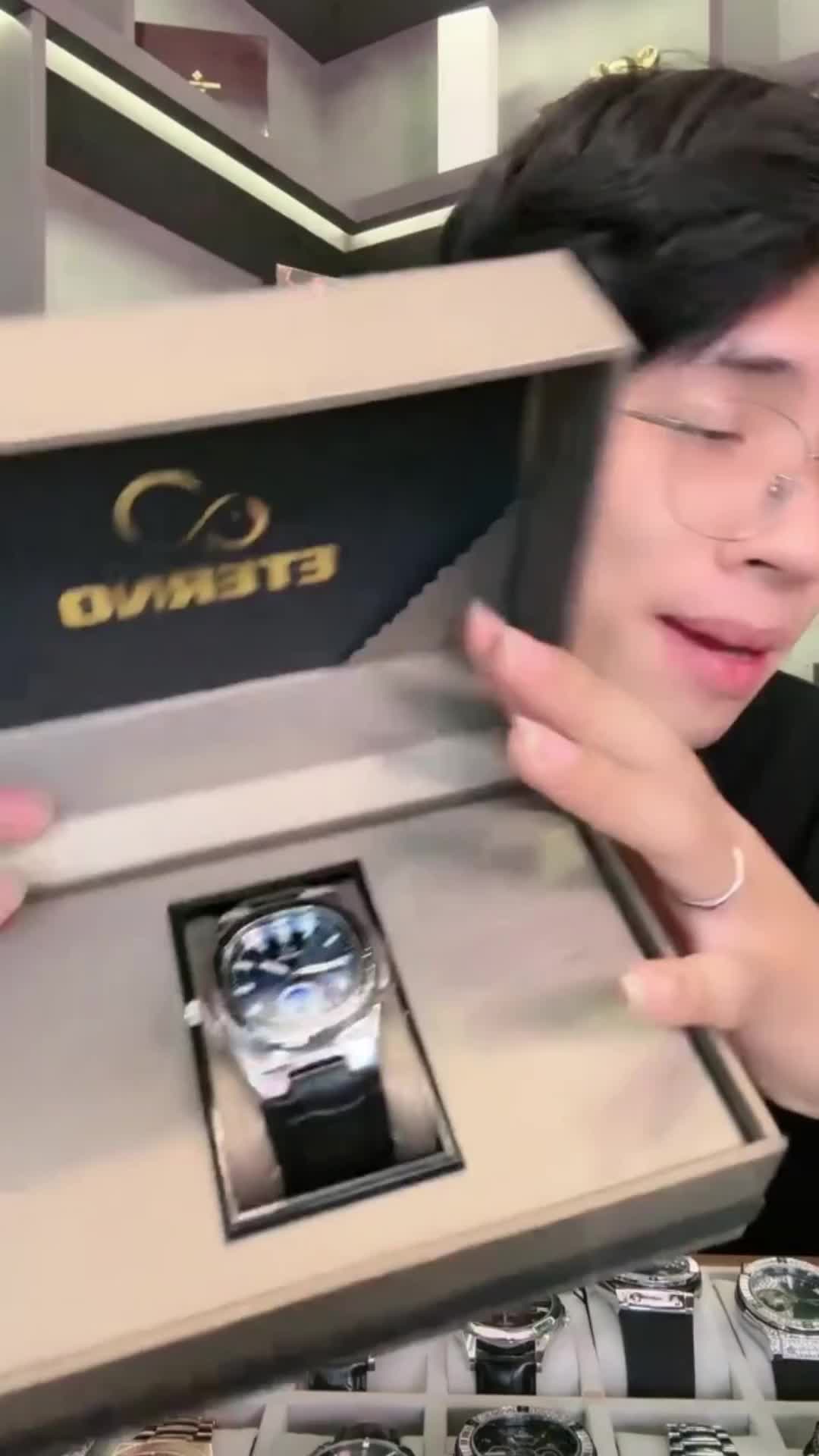 @Do&atilde;n Gia T&acirc;n