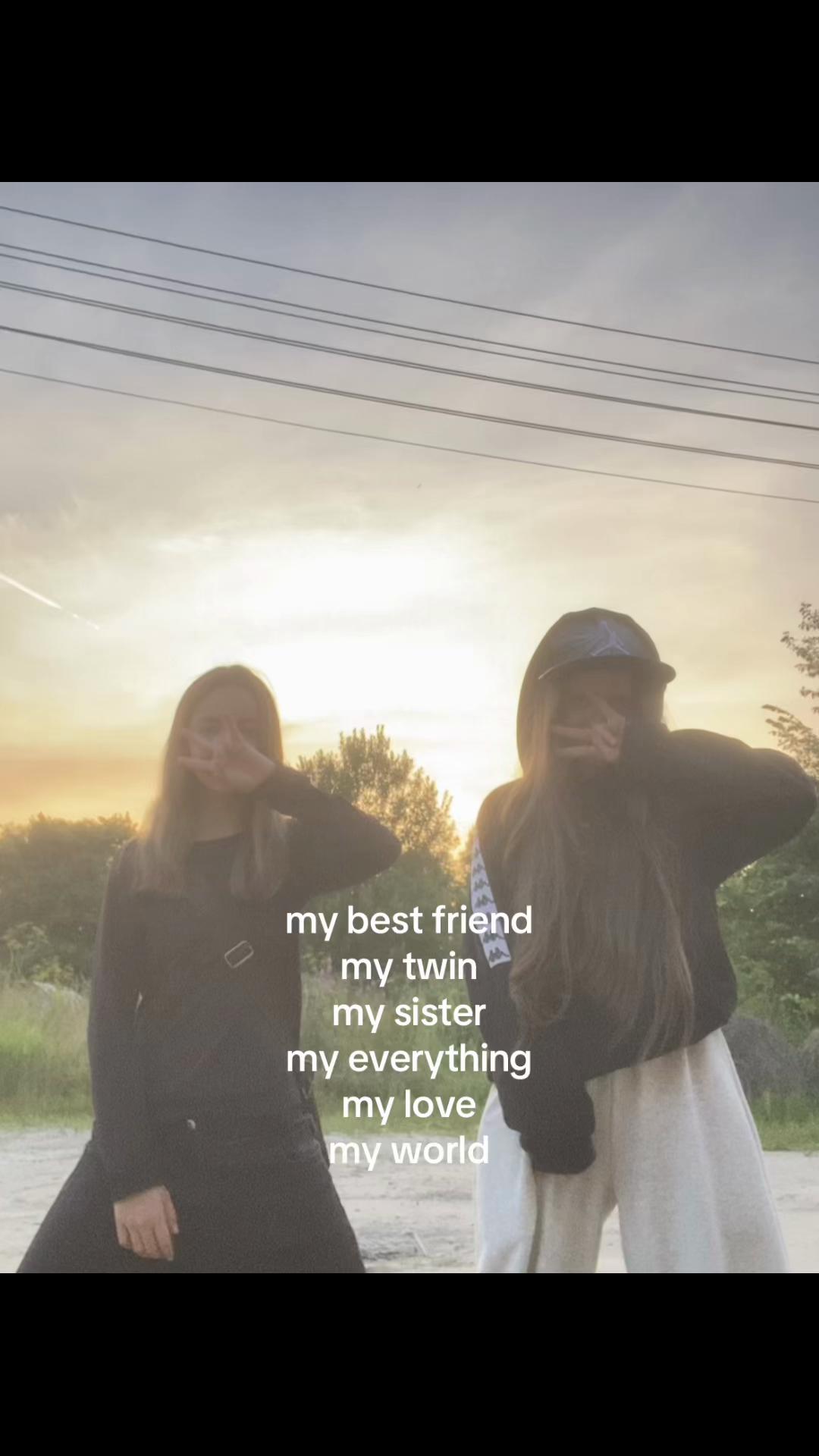 @𝑺𝒐𝒏𝒆𝒘𝒒