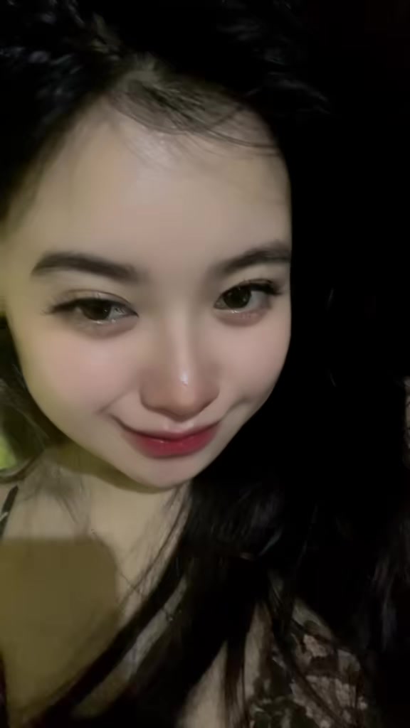 @Mommy L🍒