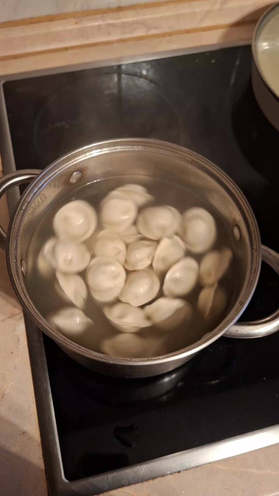 @𝐶𝑜𝑡𝐼𝑧𝑖