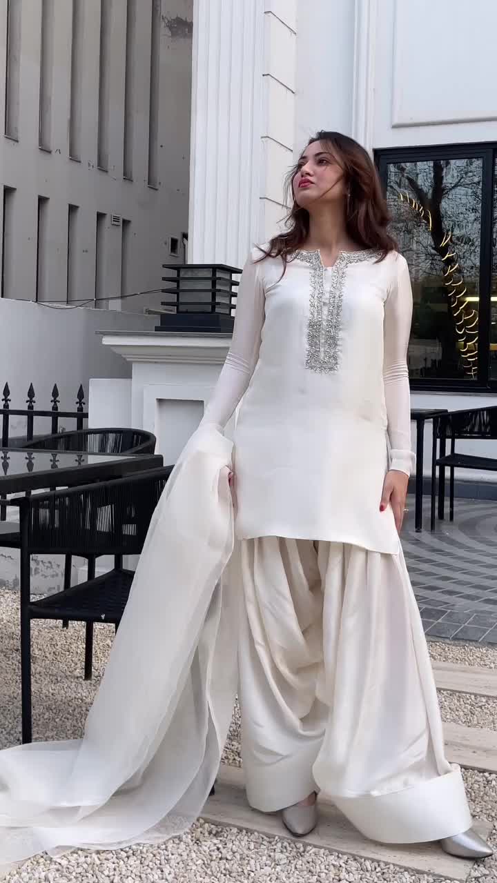 @ZARA CLOTHING