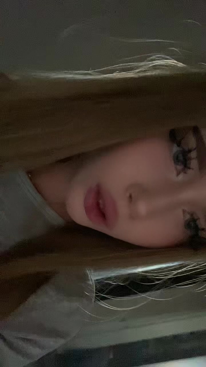 @user37937216300
