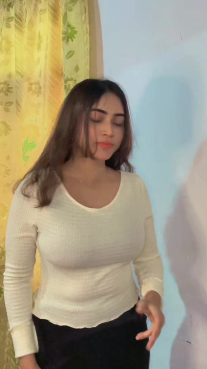 @Hiru_abedeera👑