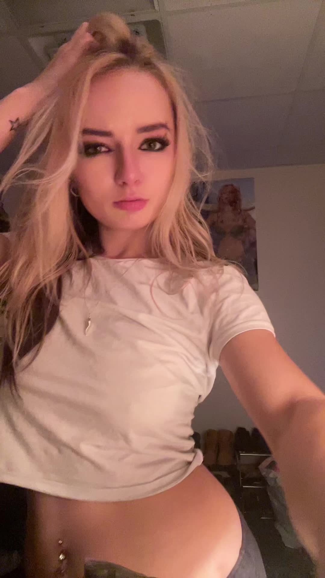 @ariana&deg;ೃ࿔*:･