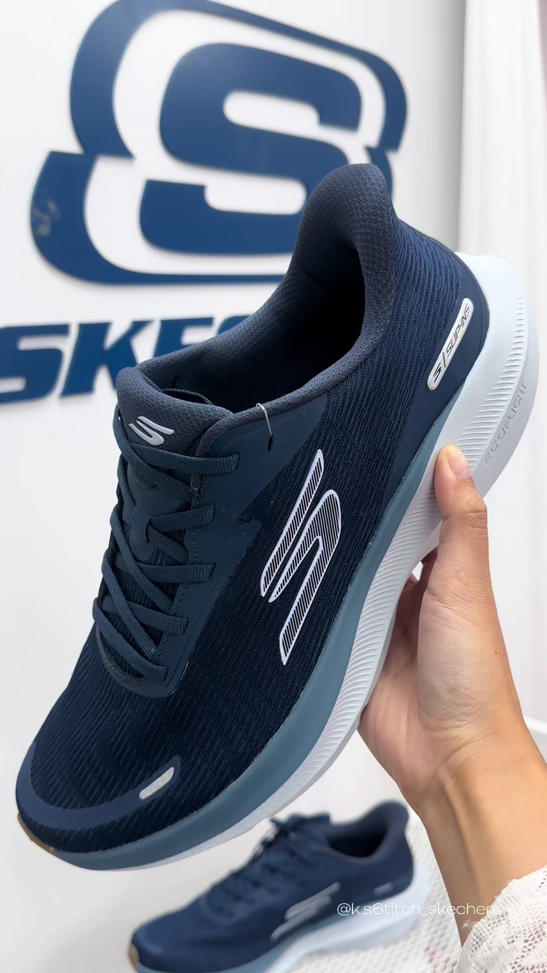 @K.S6titchSkechers