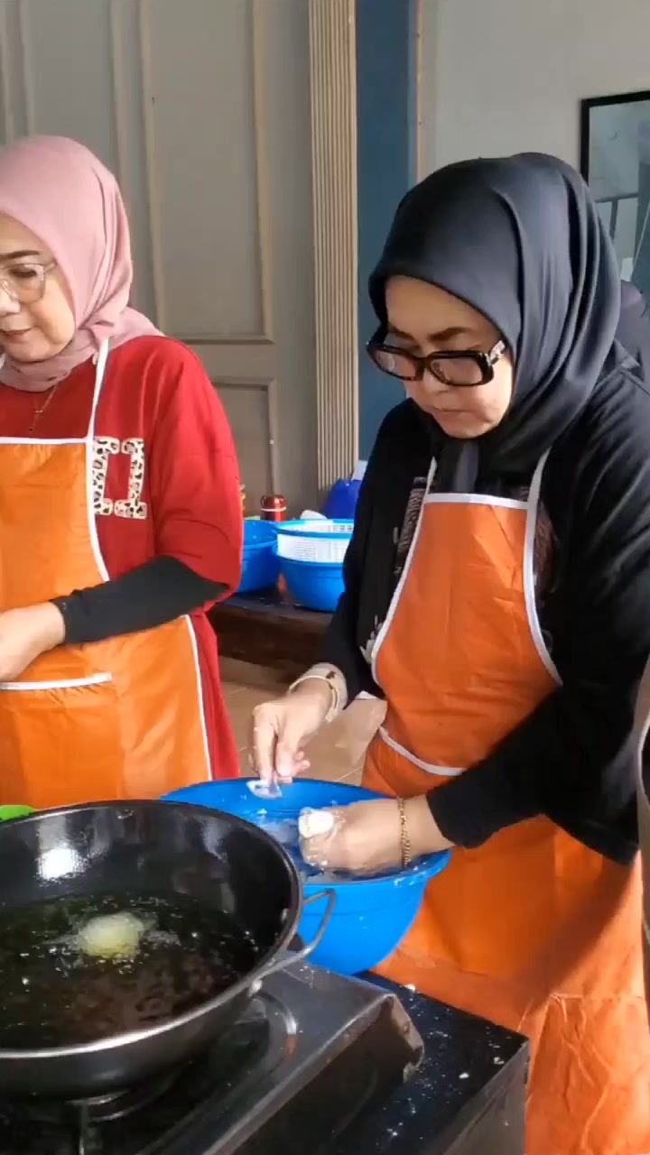 @PEMPEK ZIZA