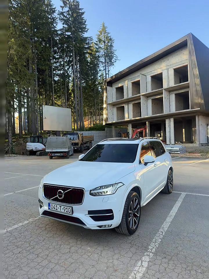 @Dejan Lalović