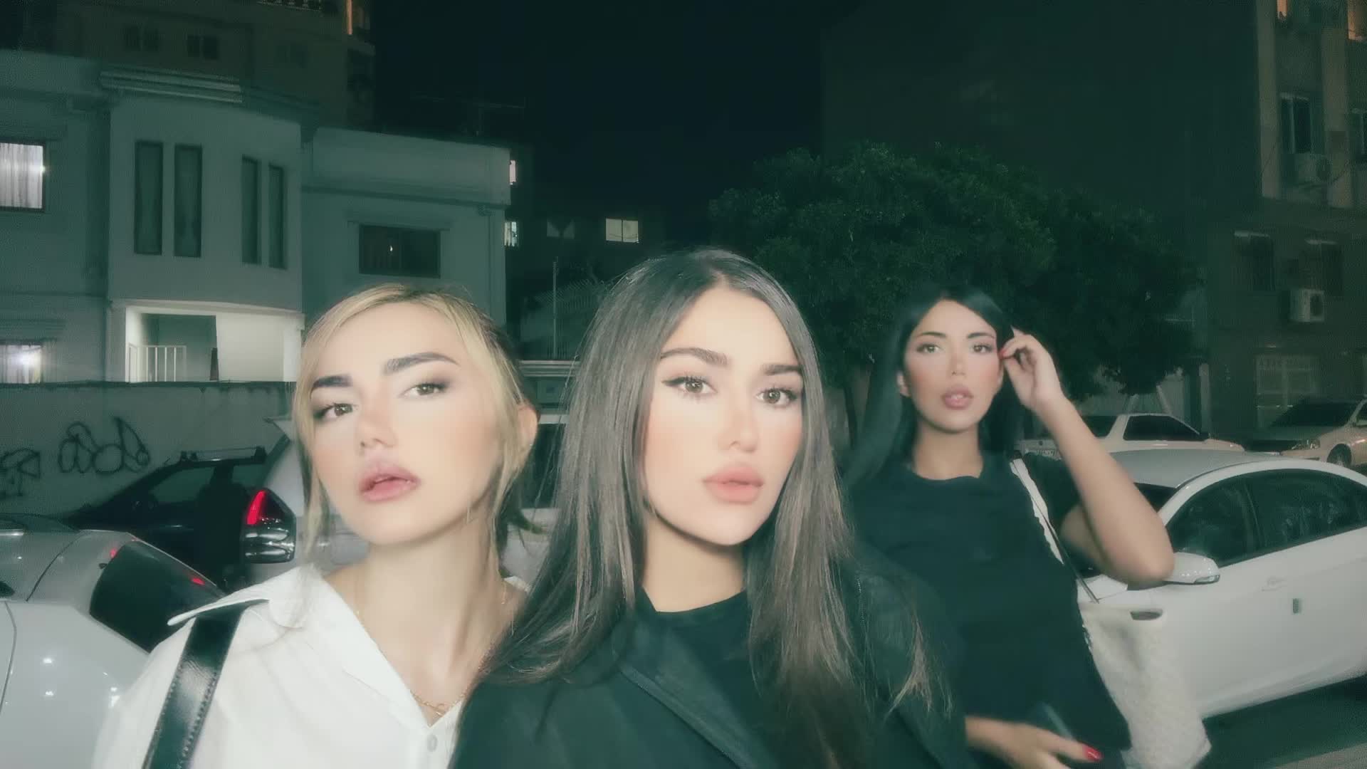 @Rozhan🦢