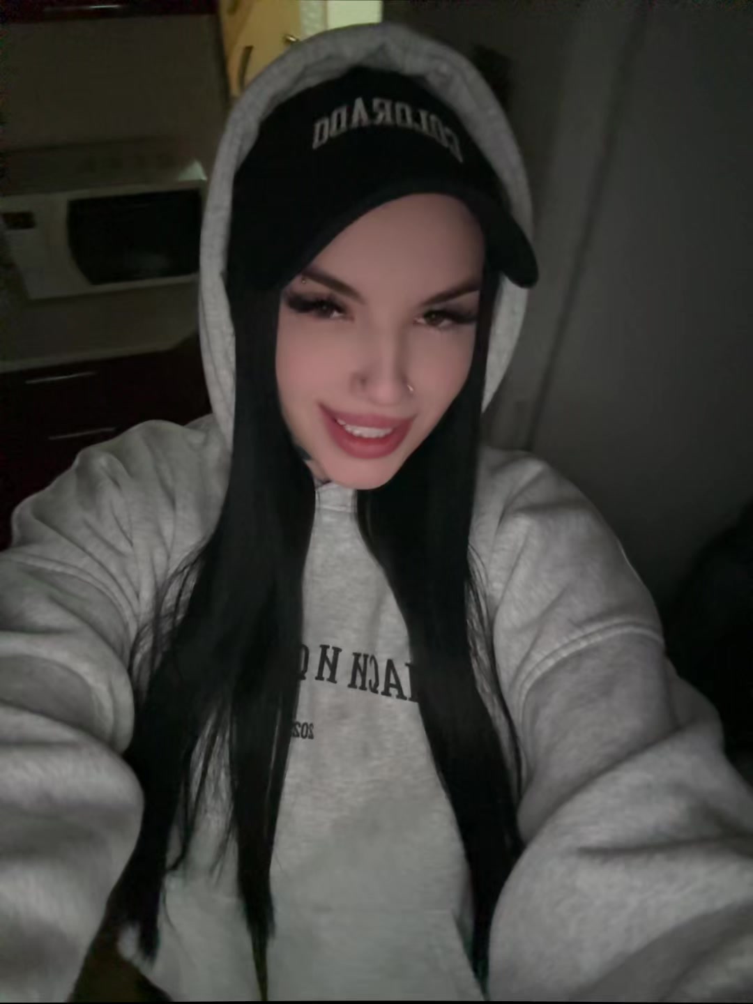 @user02722360997