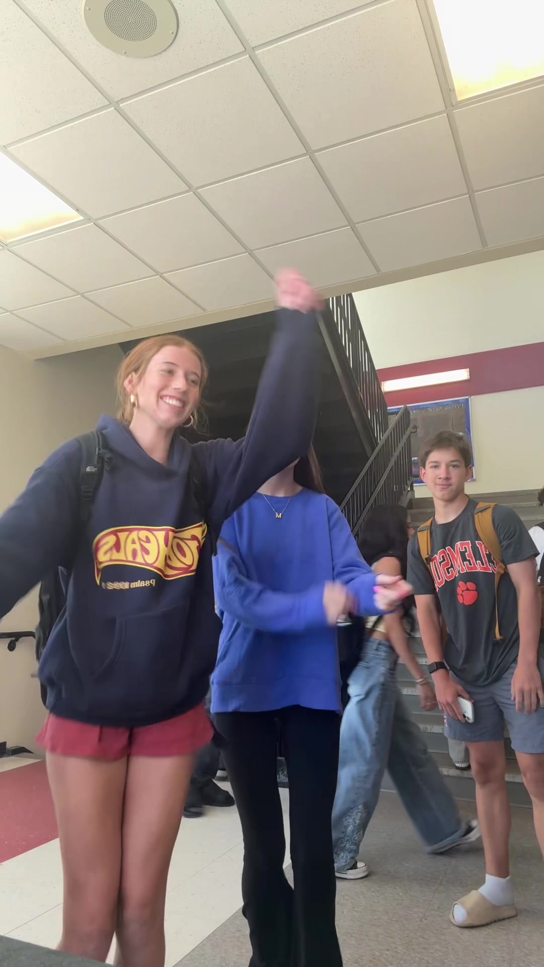 @️