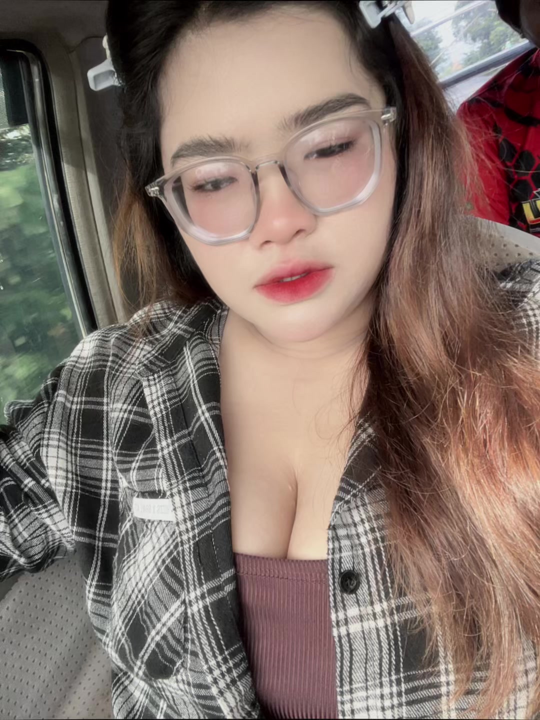 @ขออมหน่อย