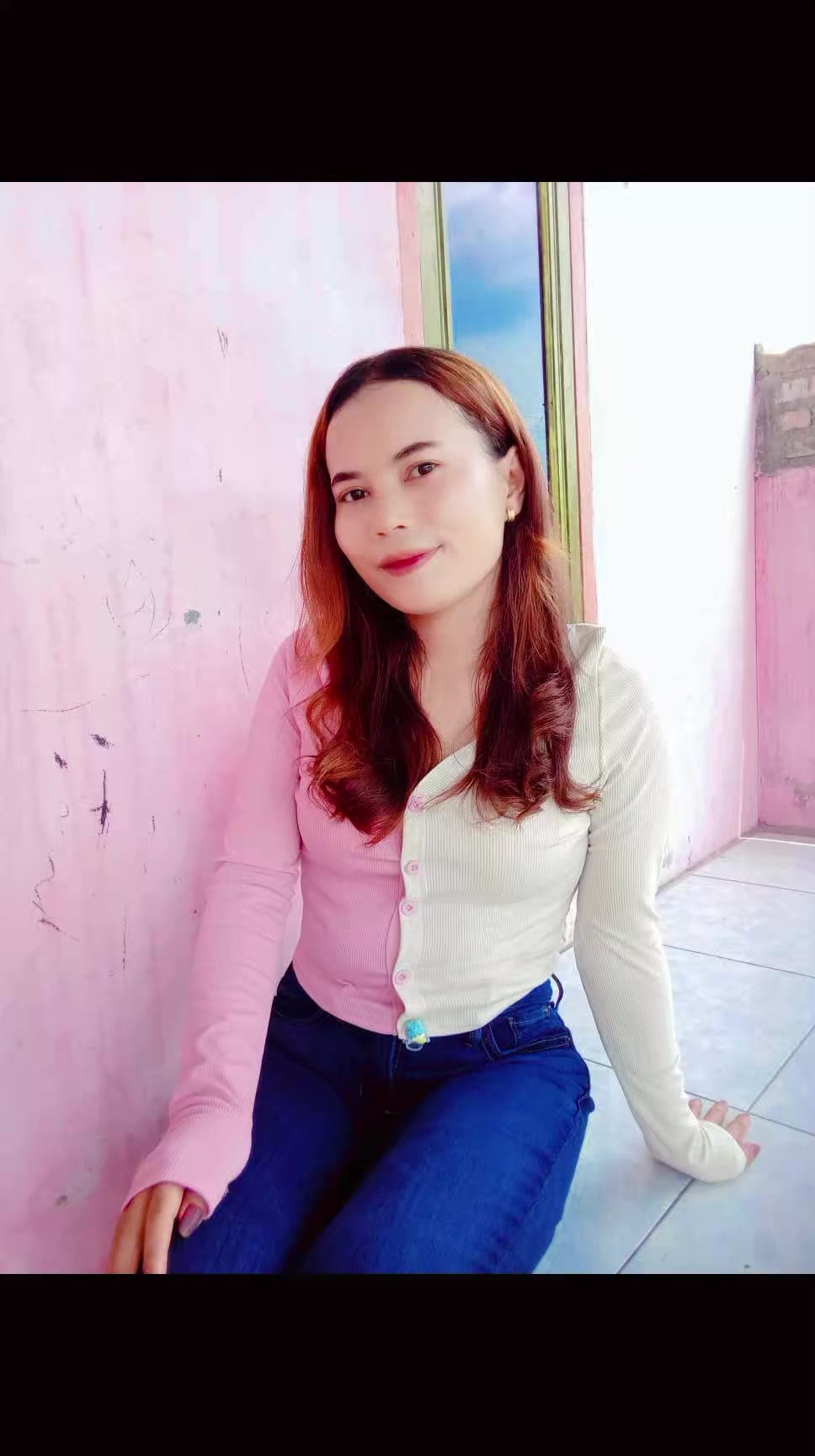 @Helen sirait