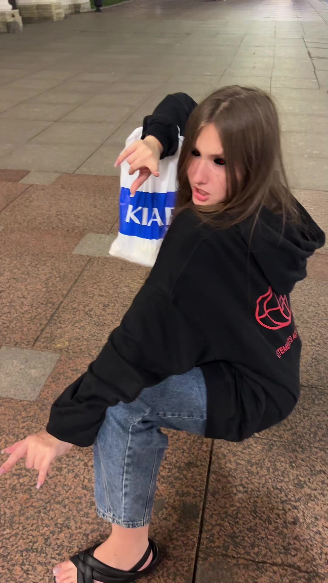 @lollikily