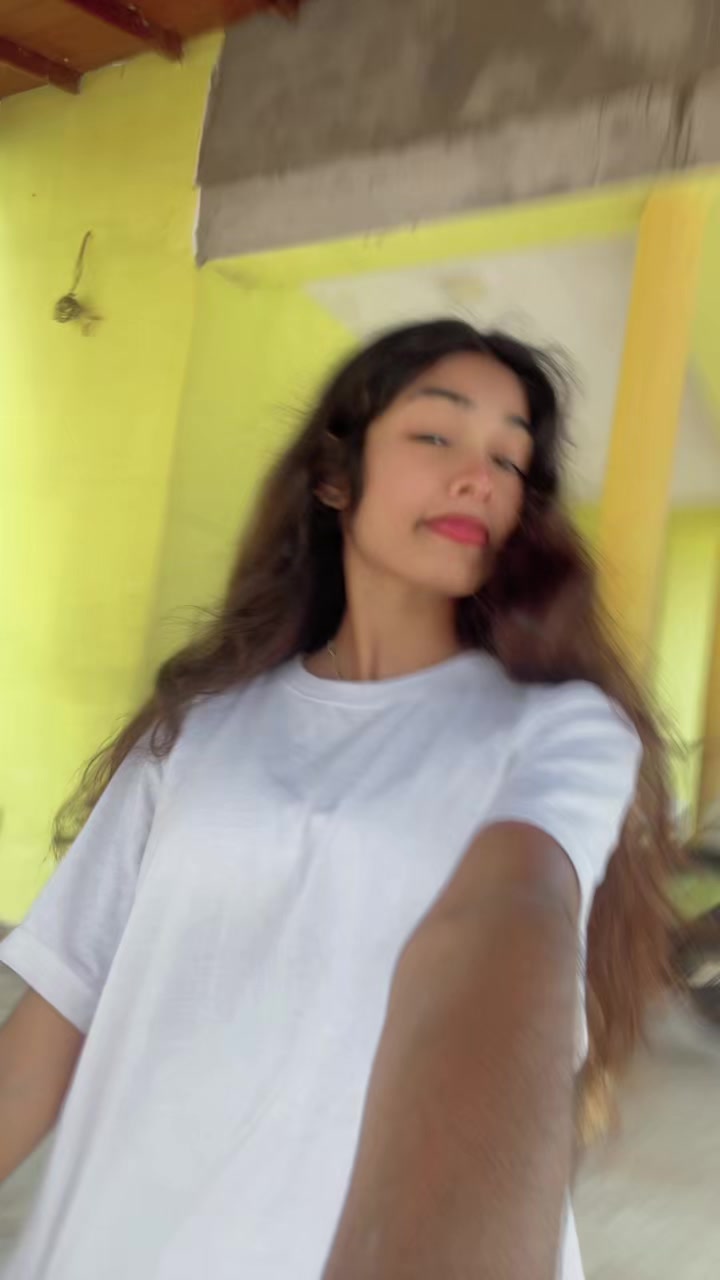 @"𝓐𝓫𝓱𝓲 𝓰𝓲𝓻𝓵 🎀🤍"