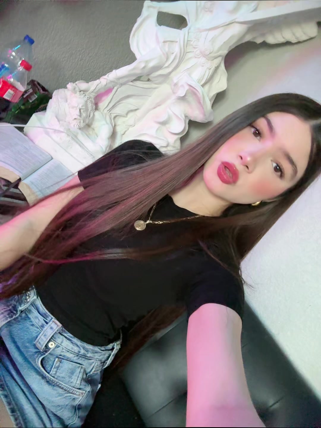 @<3