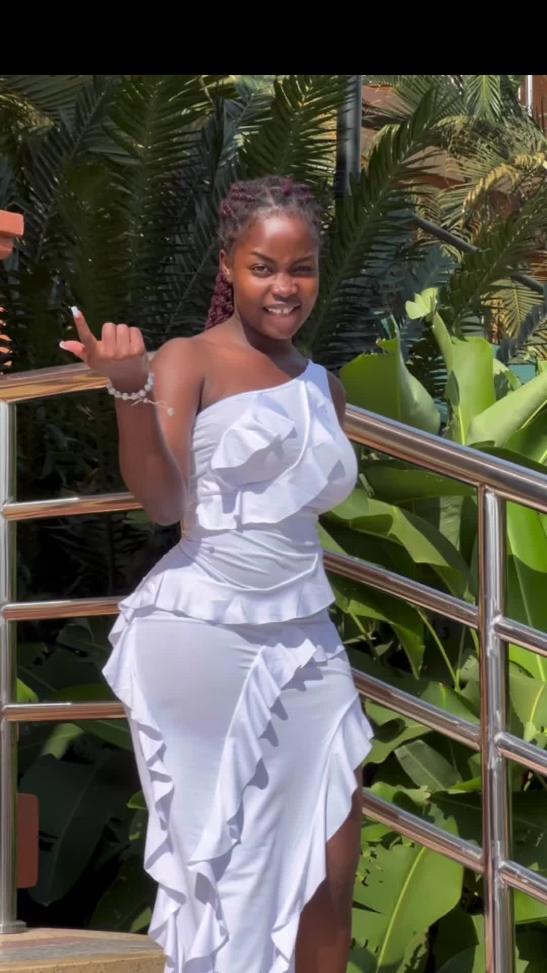 @Pretty Nicole Official🎼💫🎶🦋