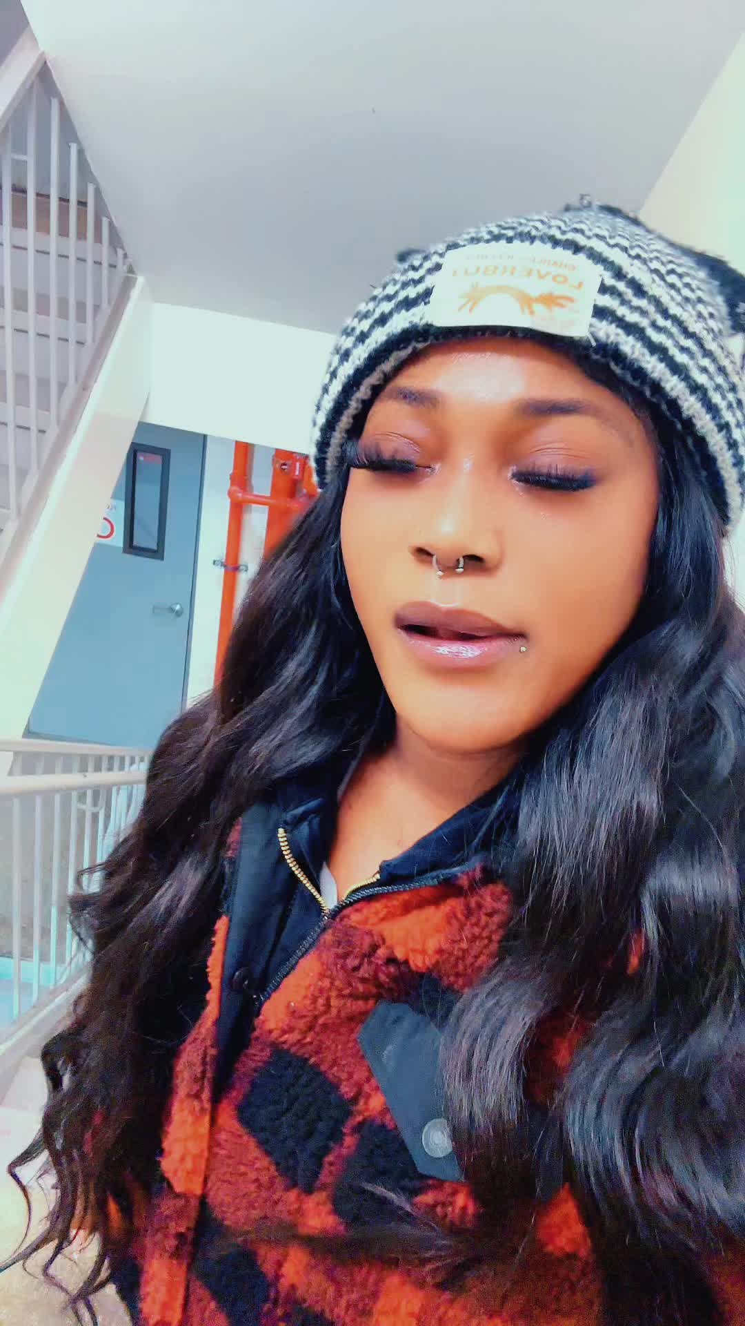 @🦋Neecy-bling🦋
