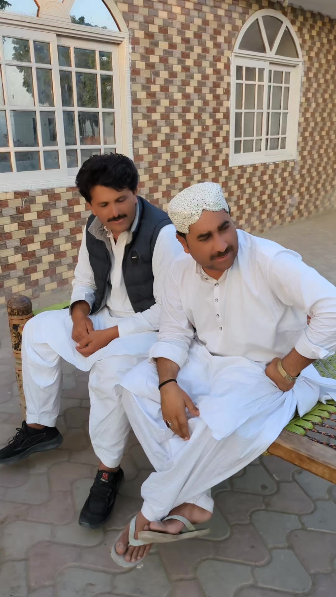 @Zardari Ashiq