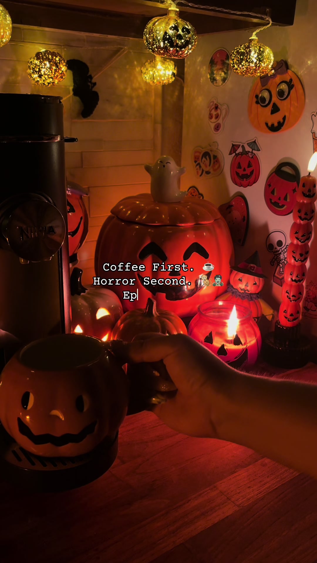 @Valeria🎃🖤🕸️