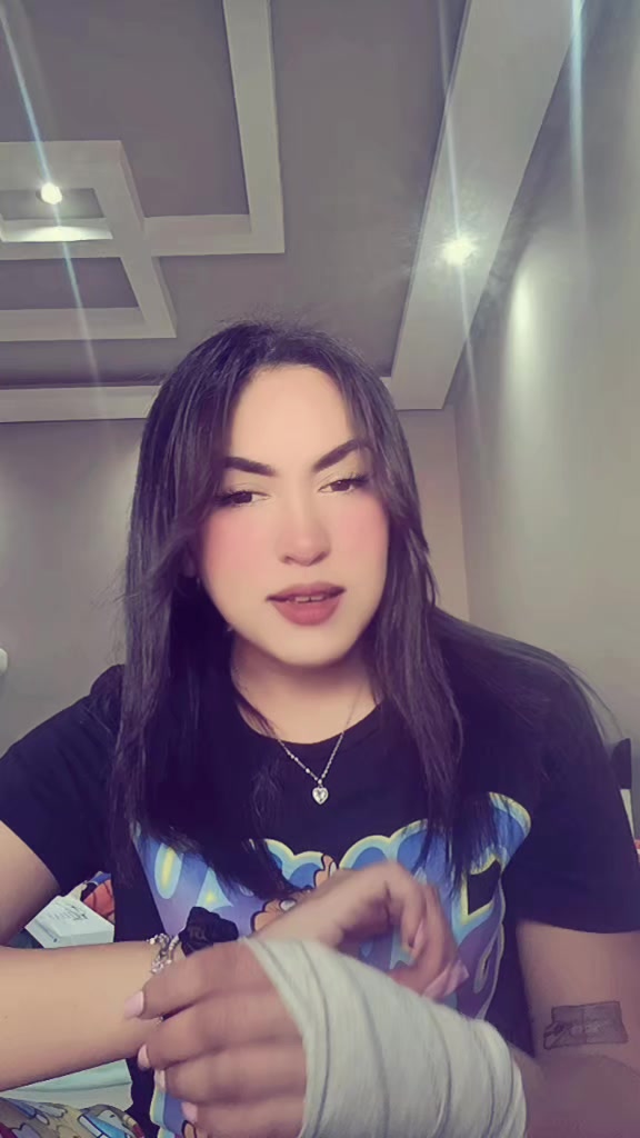 @๐ด๐๐๐๐ฅ๐