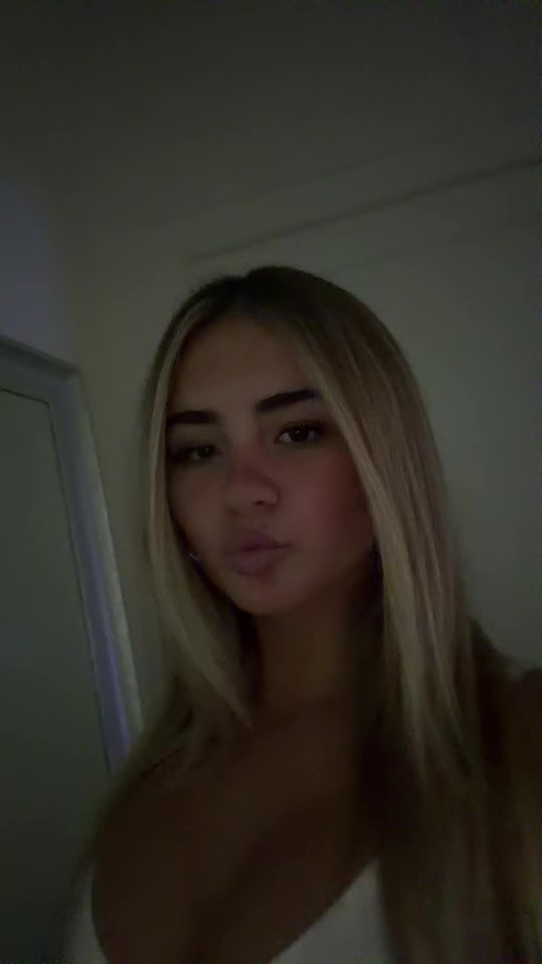 @giggleshat69