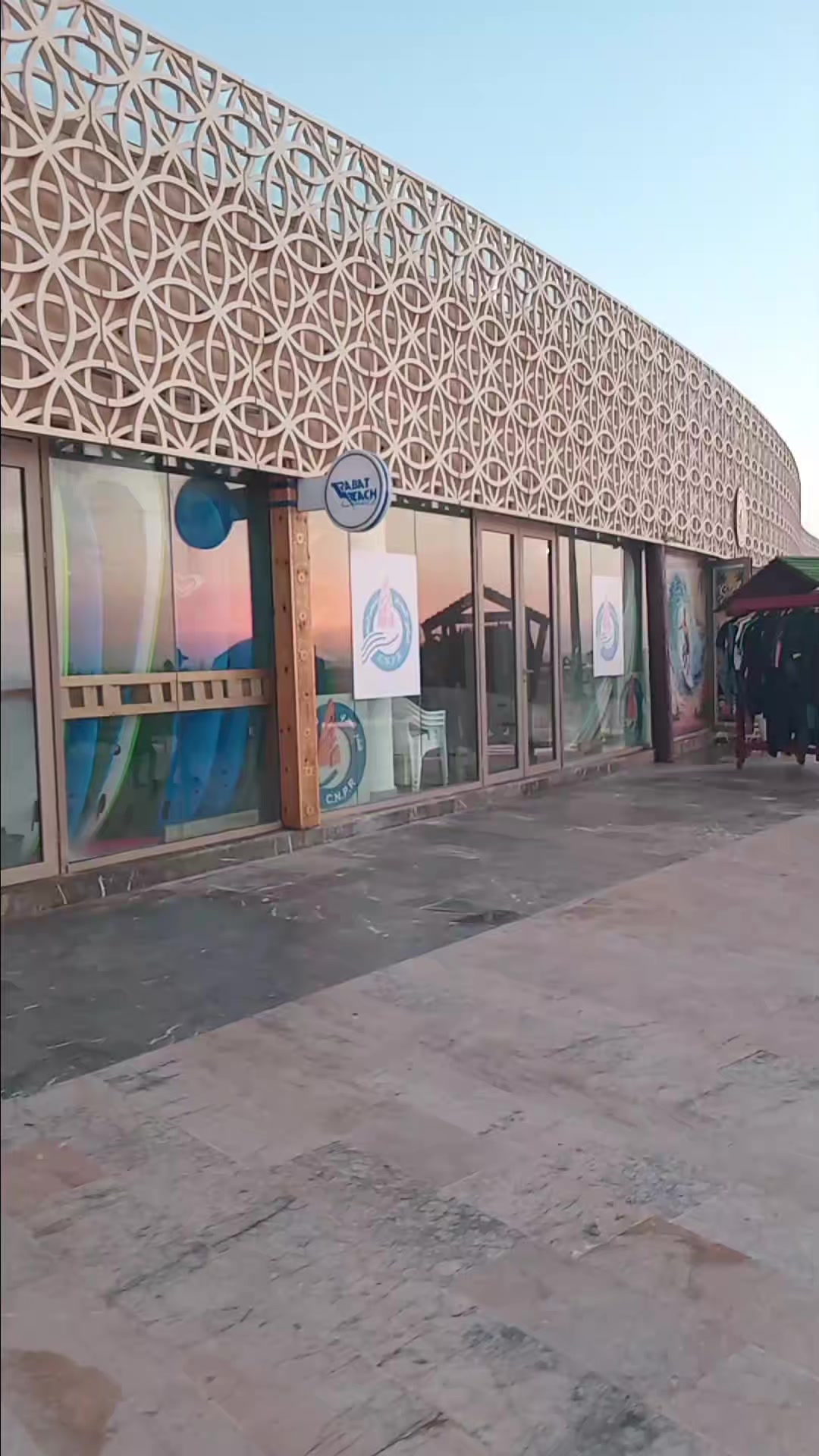 @Mounia el jauohari
