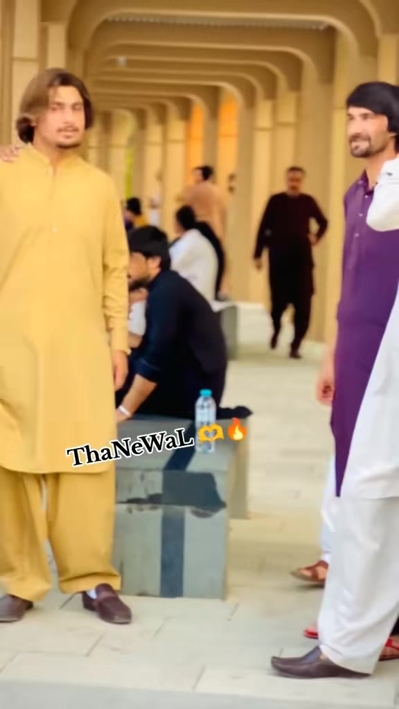 @🇵🇰 ŞŔ Chòtà ŔąMøŚ 🦅🇸🇦404