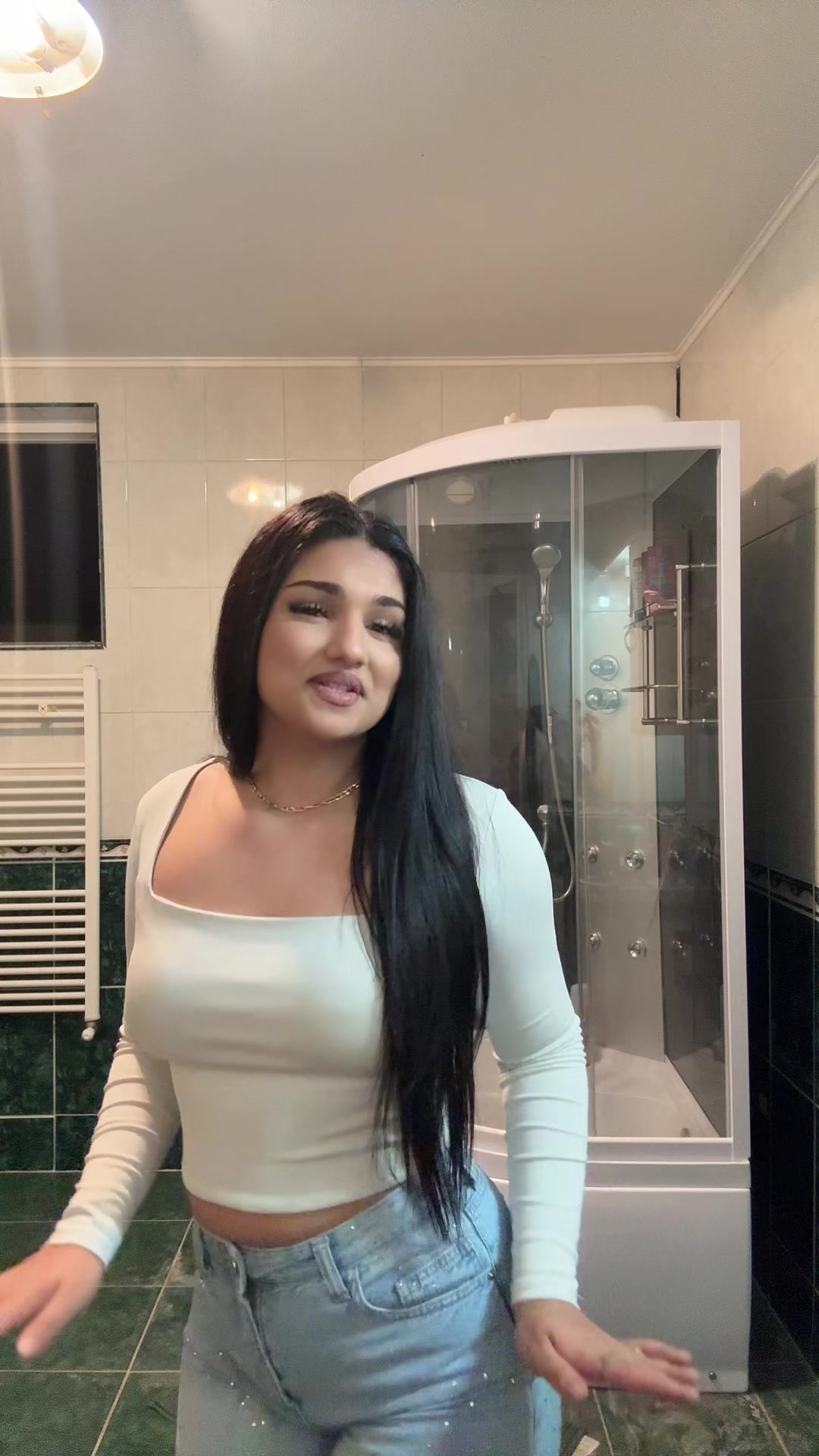 @𝓡𝓸𝓼𝓪