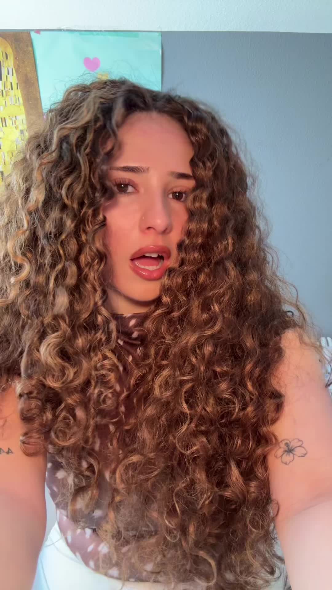 @y4looo444