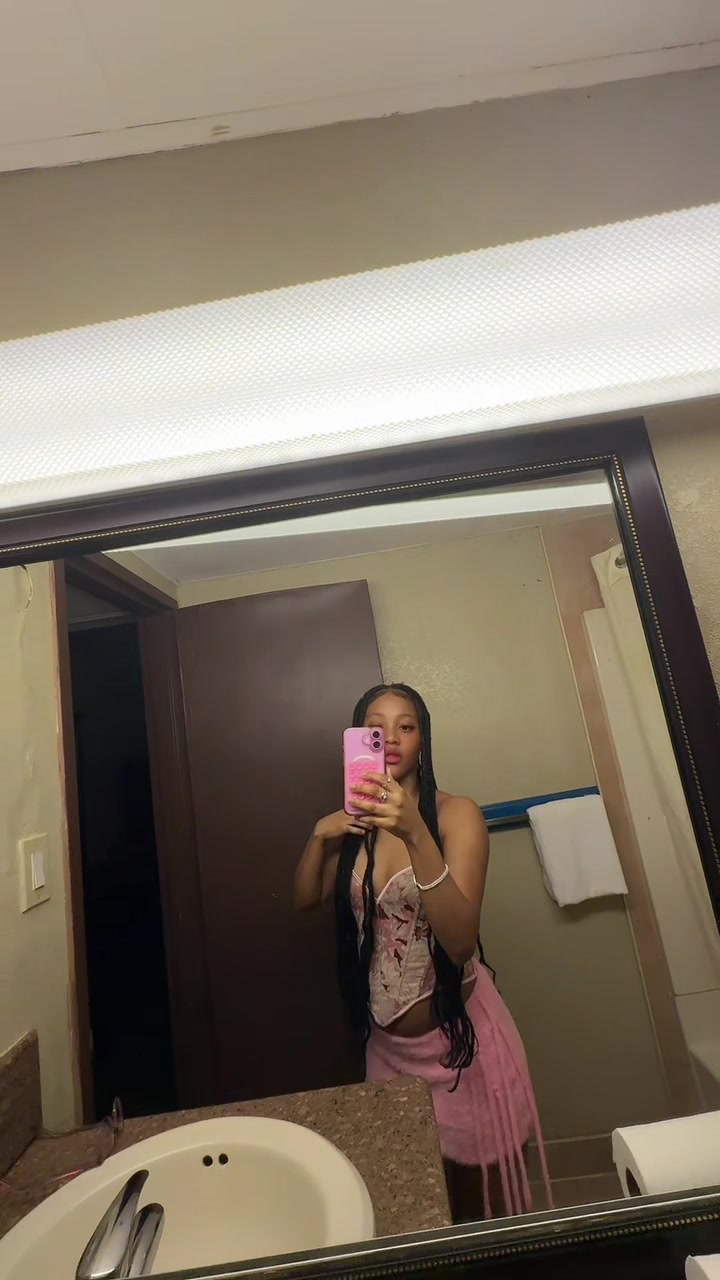 @chavii