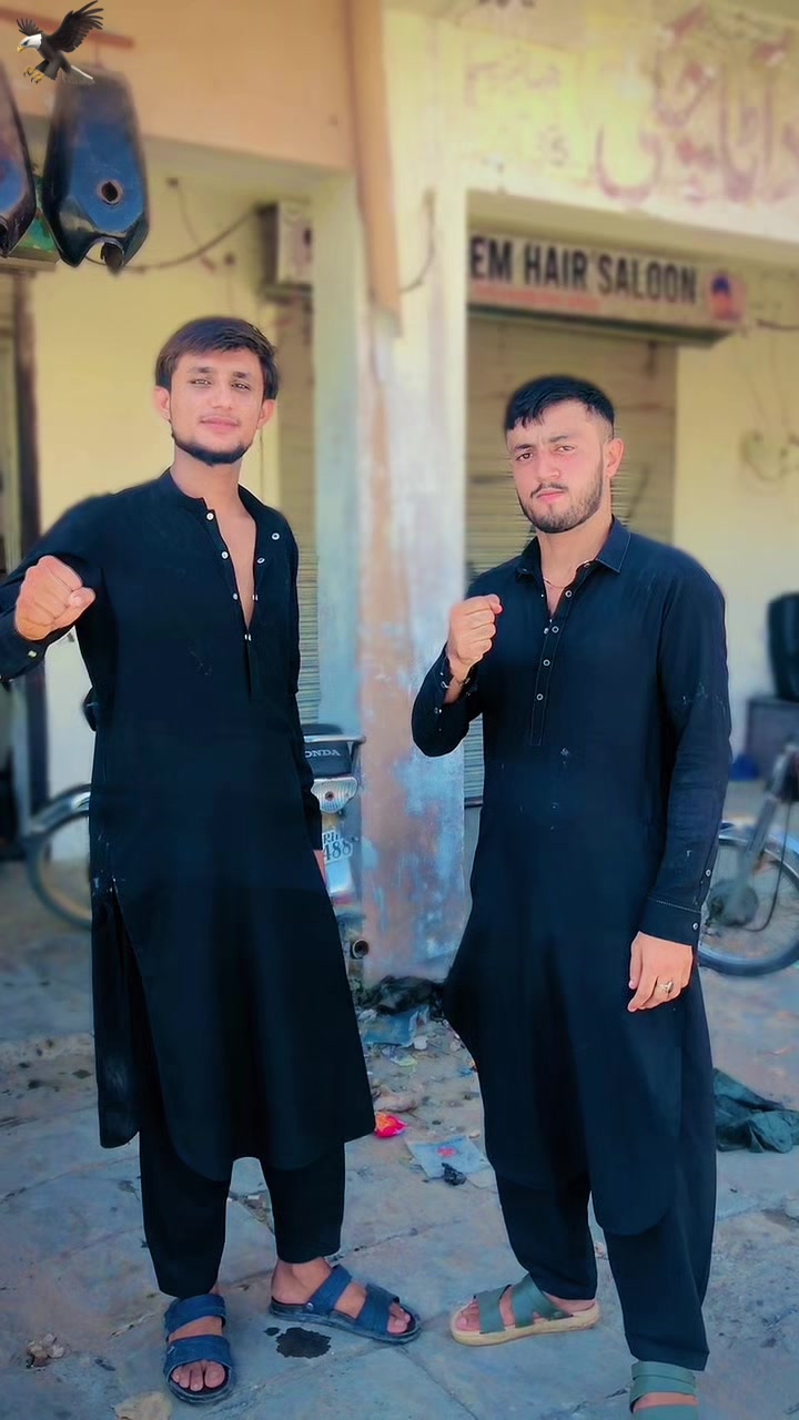 @🥇حمزہ خان🦅