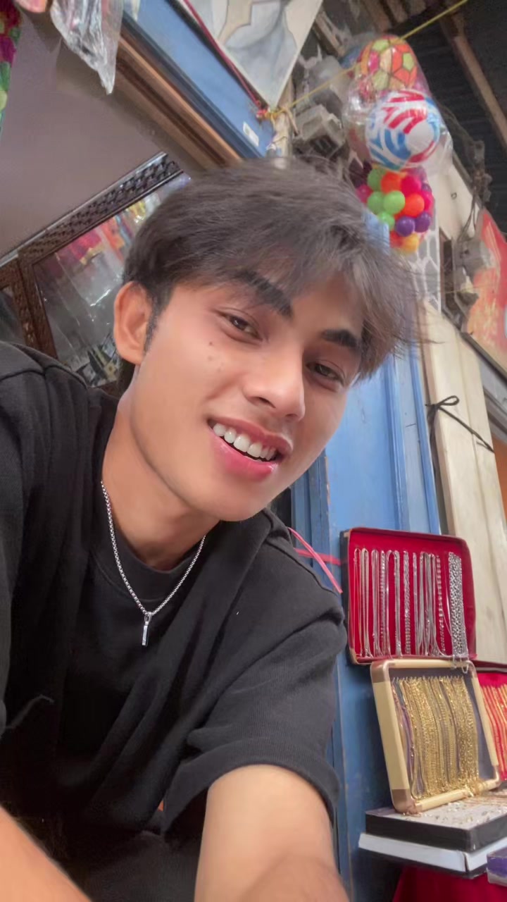 @VanLasax