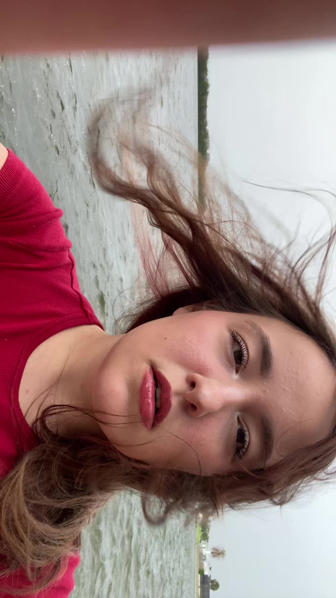 @LILY