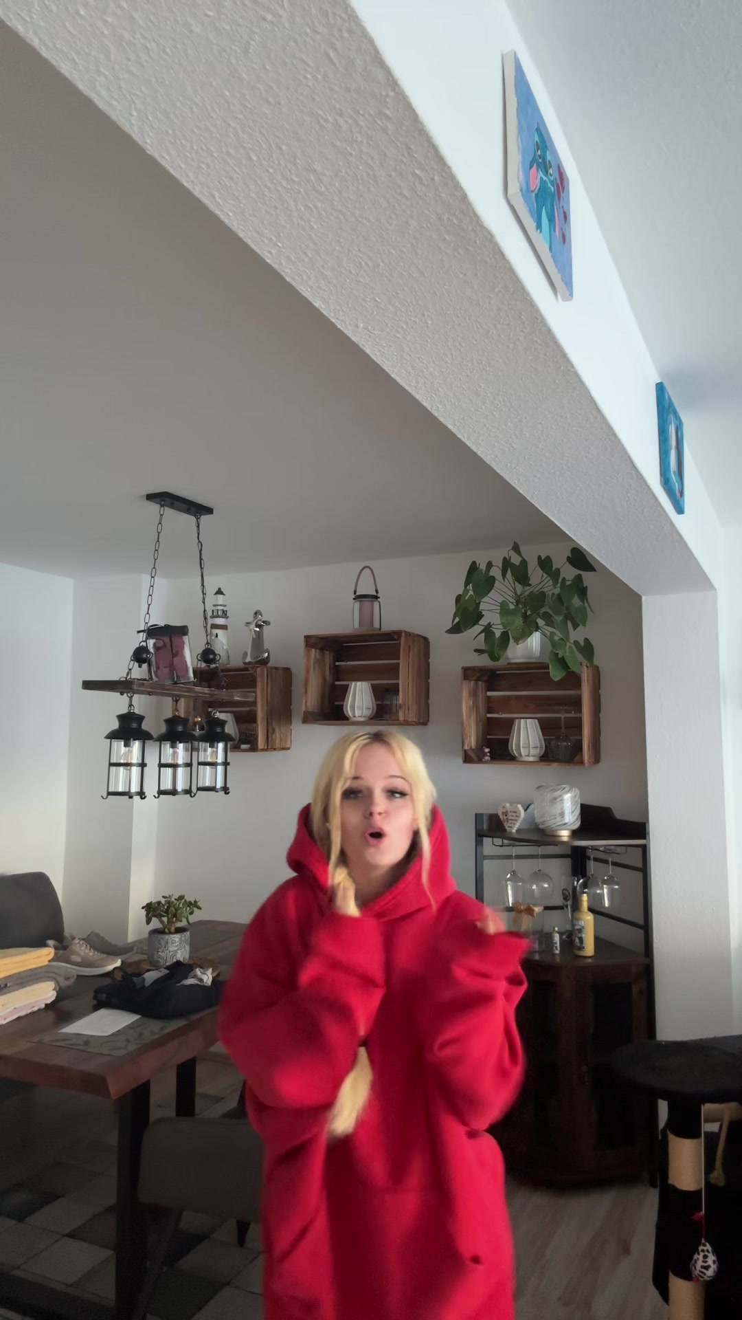 @itscelina_offical