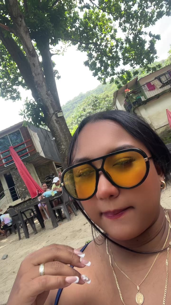 @Daniielaaaa