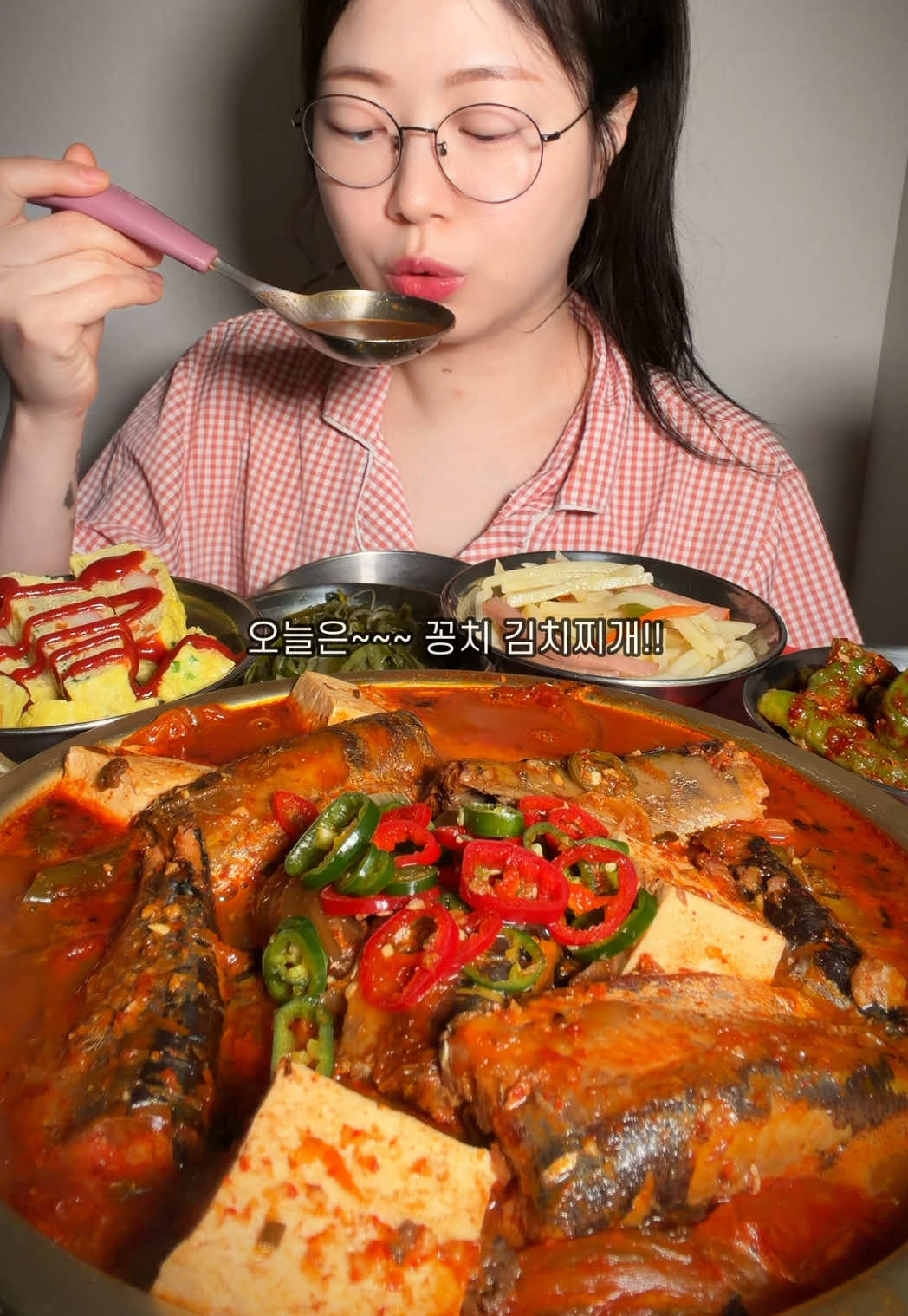 @잘먹는입큰언니