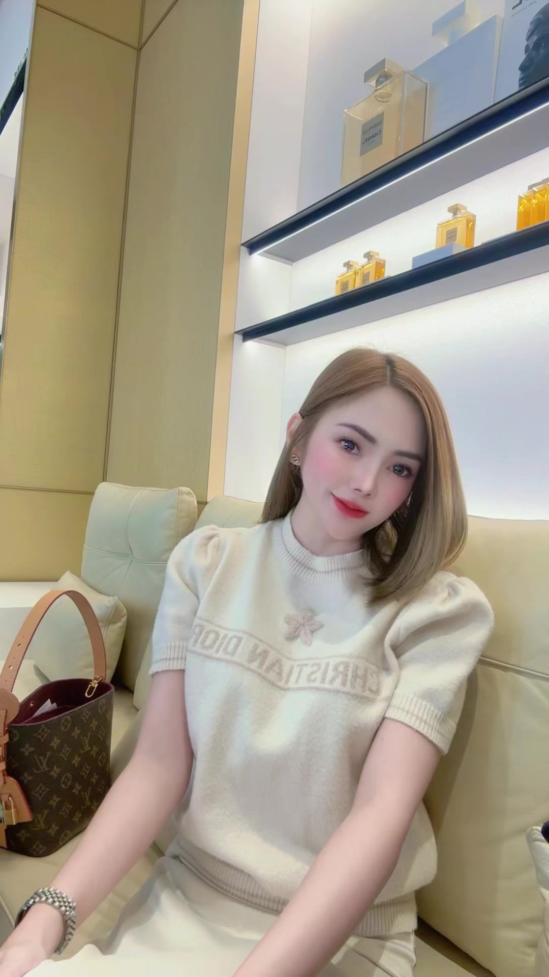 @Bee Bee 💕