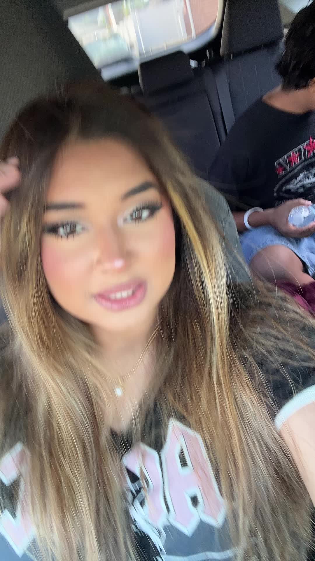 @🧸