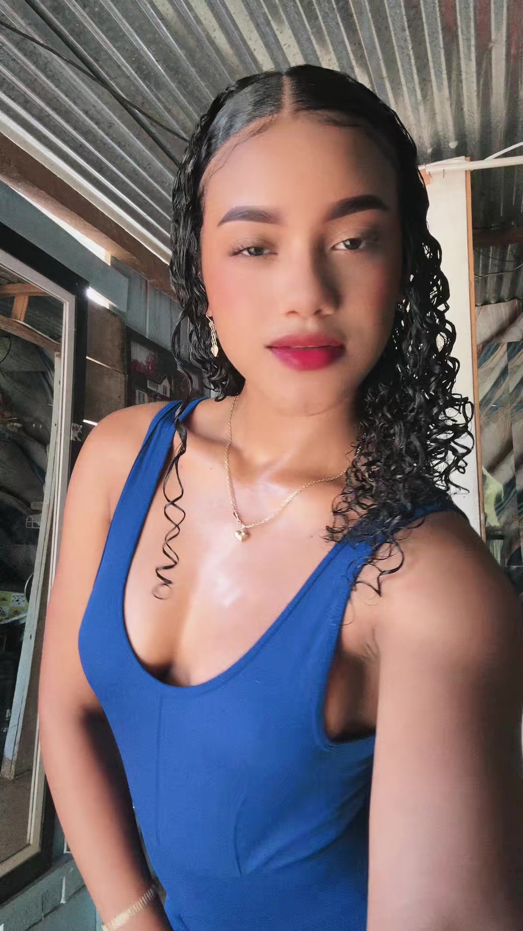 @V A L E N💖