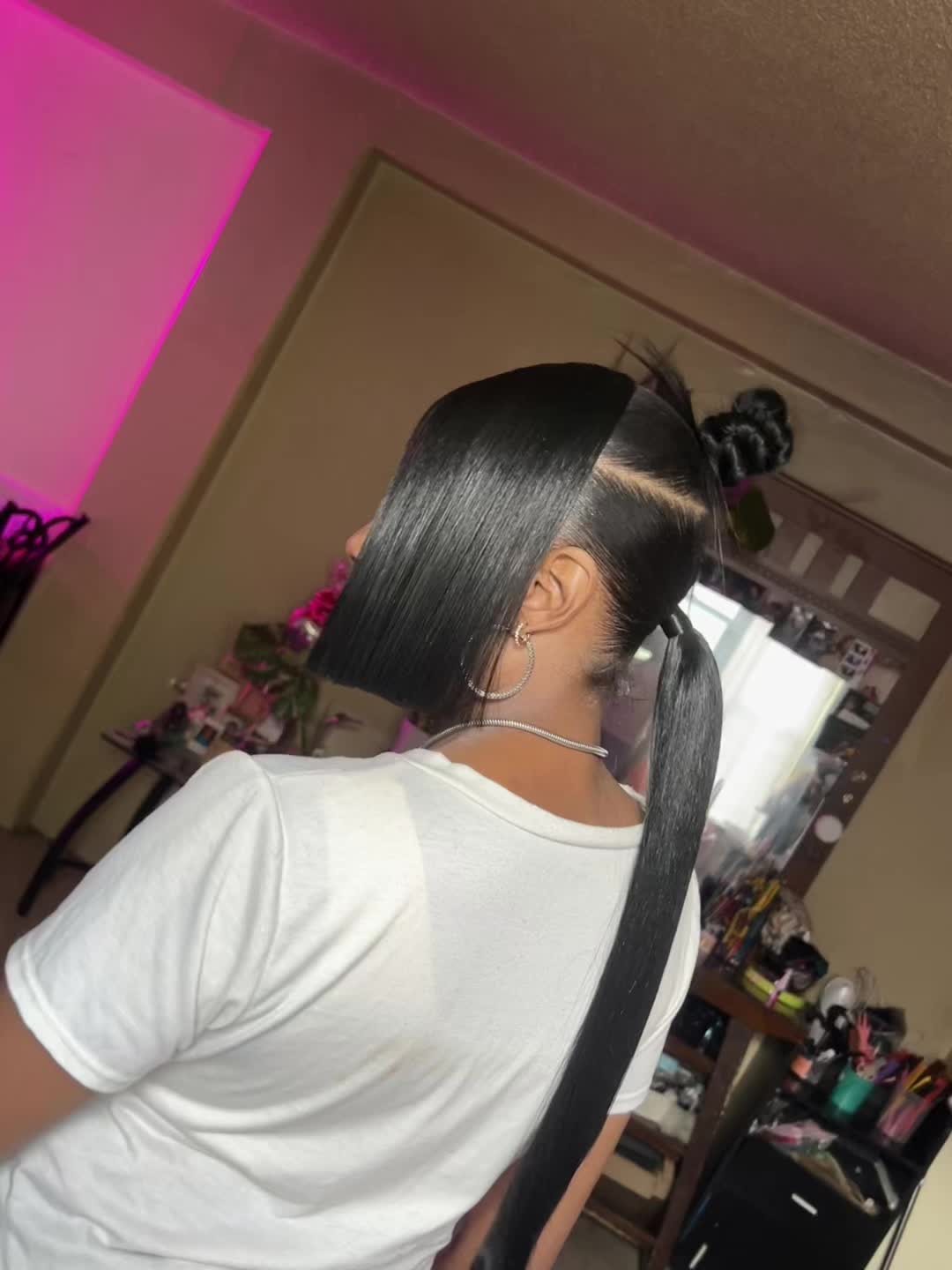 @VonnaStylez